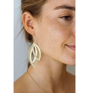 Costume Jewelry Women's Silver Tone Sparkly Glitter‎ Leaf Dangle Earrings